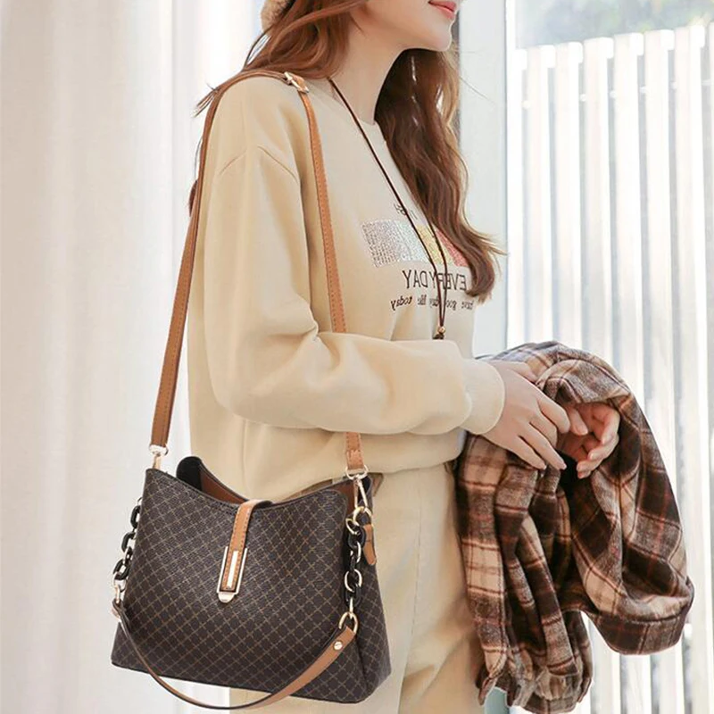 Bolsa Feminina Lovely